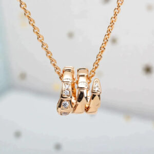 SERPENTI ROSE GOLD NECKLACE DIAMOND