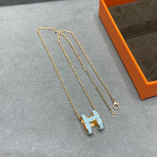 POP H SKY BLUE NECKLACE