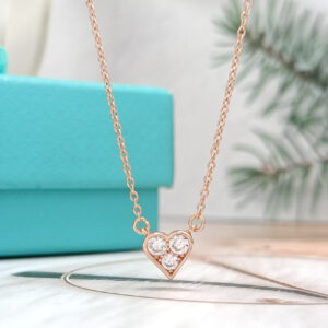 HEART 3 DIAMONDS PEDANT NECKLACE