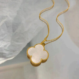 CLOVER LARGE 25MM MOTHER OF PEARL NECKLACE