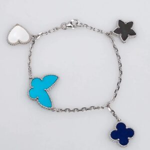 LUCKY SPRING 4 MOTIF BRACELET SILVER