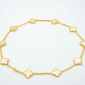 CLOVER VINTAGE WHITE MOP NECKLACE 10 MOTIFS