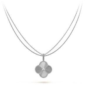 CLOVER LARGE 25MM LASER NECKLACE SILVER